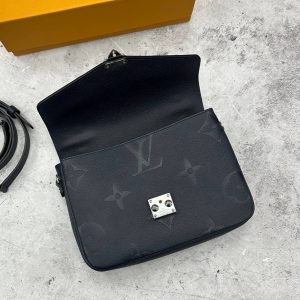 Сумка Louis Vuitton Pochette Metis