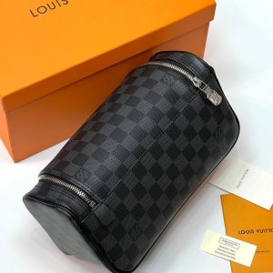 Косметичка Louis Vuitton Несессер