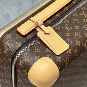 Чемодан Louis Vuitton