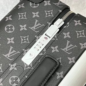 Чемодан Louis Vuitton