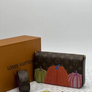 Сумка Louis Vuitton Felicie