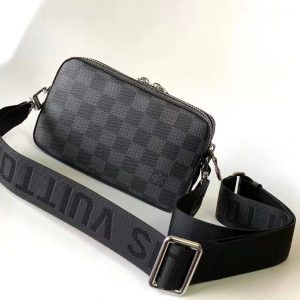 Сумка Louis Vuitton Alpha