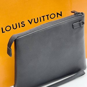 Клатч Louis Vuitton Voyage