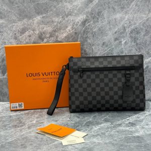 Клатч Louis Vuitton Voyage