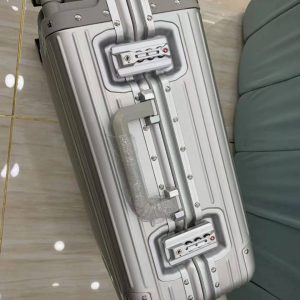 Чемодан Rimowa