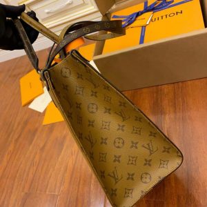 Сумка Louis Vuitton Onthego