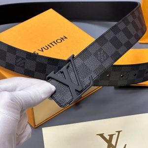 Ремень Louis Vuitton Initials