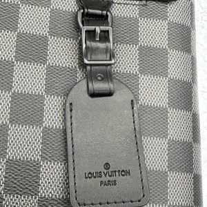 Клатч Louis Vuitton Voyage