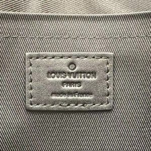 Клатч Louis Vuitton Voyage