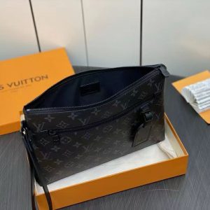 Клатч Louis Vuitton Voyage