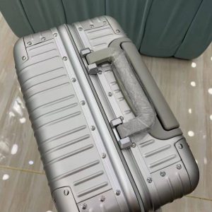 Чемодан Rimowa