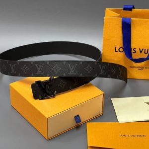 Ремень Louis Vuitton Initials