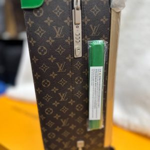 Чемодан Louis Vuitton