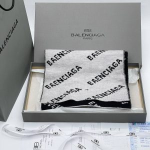 Шарф Balenciaga