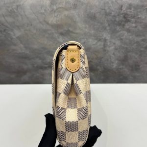 Сумка Louis Vuitton Favorite