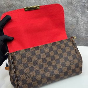 Сумка Louis Vuitton Favorite