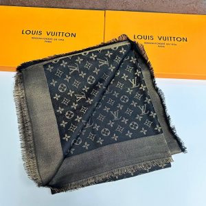 Платок Louis Vuitton