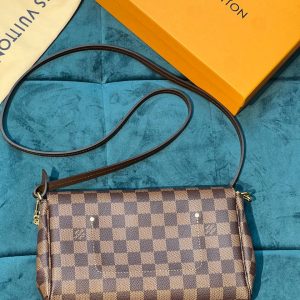 Сумка Louis Vuitton Favorite