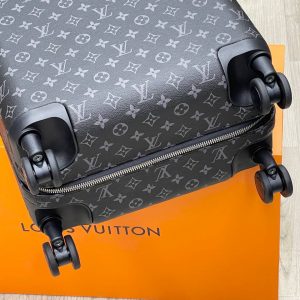 Чемодан Louis Vuitton