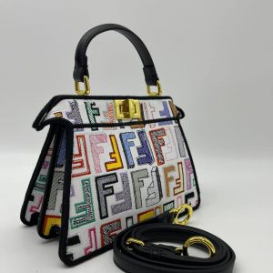 Сумка Fendi Peekaboo