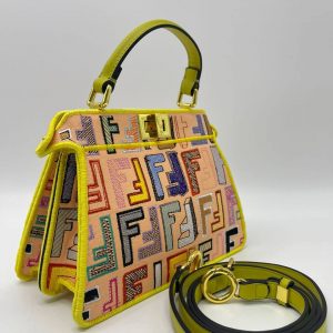 Сумка Fendi Peekaboo