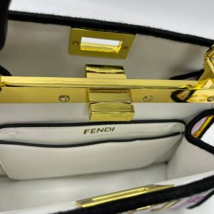 Сумка Fendi Peekaboo