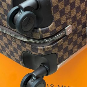 Чемодан Louis Vuitton