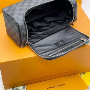 Косметичка Louis Vuitton