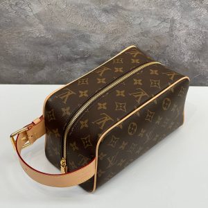 Косметичка Louis Vuitton