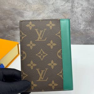 Обложка для паспорта Louis Vuitton