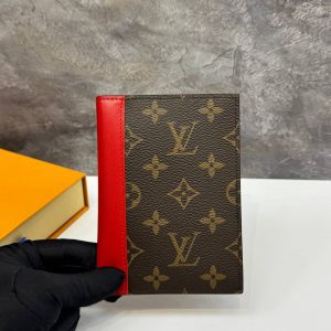 Обложка для паспорта Louis Vuitton