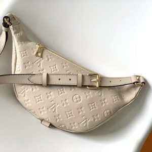 Сумка Louis Vuitton Bumbag