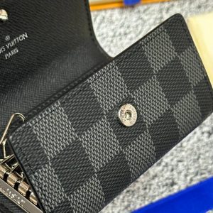 Ключница Louis Vuitton