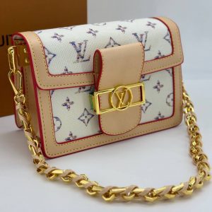 Сумка Louis Vuitton Dauphine