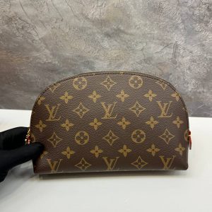 Косметичка Louis Vuitton Cosmetic Pouch