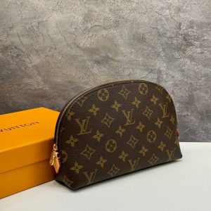 Косметичка Louis Vuitton Cosmetic Pouch