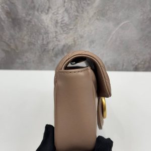 Сумка Gucci GG MARMONT LEATHER SUPER MINI