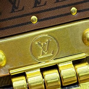 Футляр для украшений Louis Vuitton