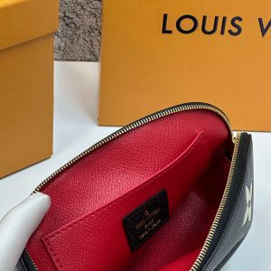 Косметичка Louis Vuitton Cosmetic Pouch