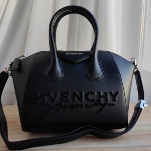 Сумка Givenchy