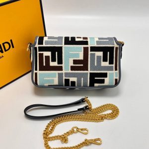 Сумка Fendi Baguette