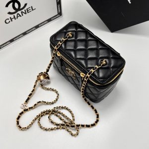 Сумка-косметичка Chanel