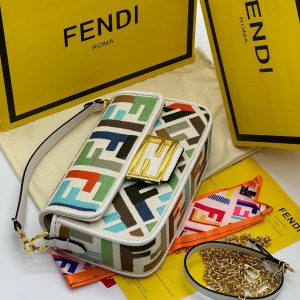 Сумка Fendi