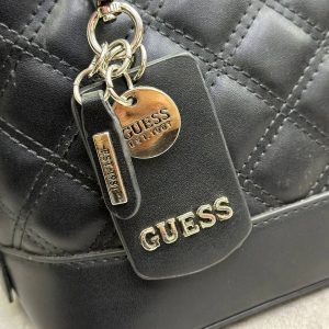 Сумка Guess