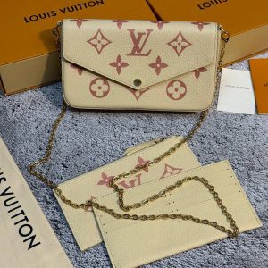 Клатч Louis Vuitton Felicie