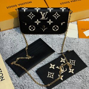 Клатч Louis Vuitton Felicie