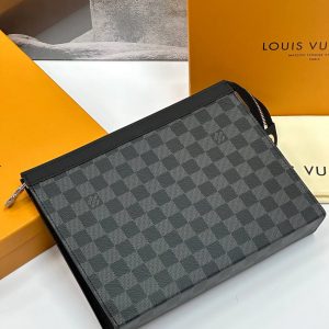 Клатч Louis Vuitton