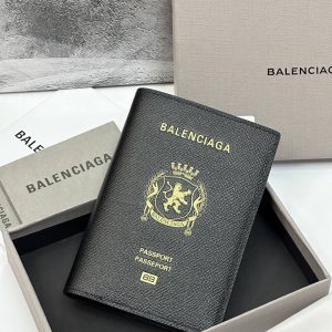 Обложка на паспорт Balenciaga