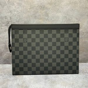 Клатч Louis Vuitton