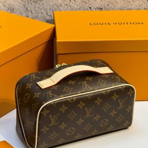 Косметичка Louis Vuitton